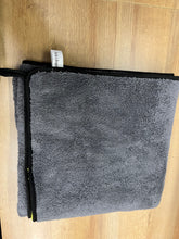 Load image into Gallery viewer, Dokidoge Cotton towels Super Absorbent Microfiber Dog Towel for Small Medium Large Dogs and Cat, Yellow & Grey